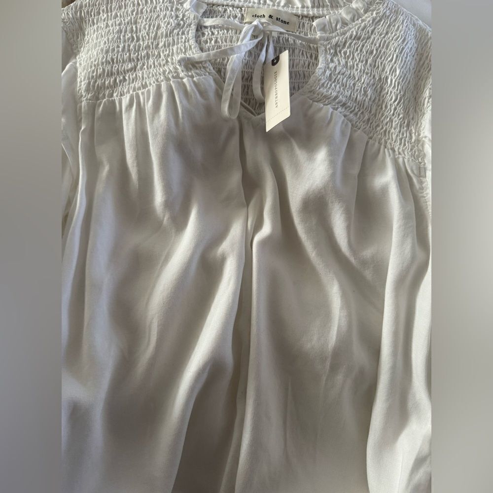 CLOTH & STONE X Anthropologie Smocked Ruffle Top WHITE NEW MEDIUM - Picture 5 of 6